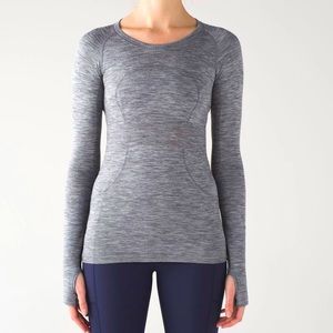 Lululemon Swiftly Long Sleeve in dark grey